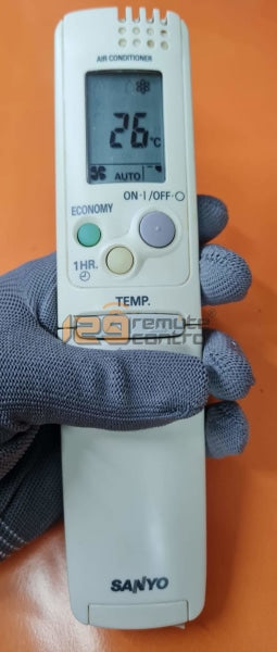 (Local Shop) Genuine Used Original Sanyo AirCon Remote Control For RCS-4S4E-G