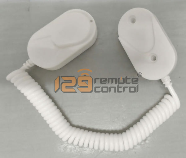 (SG Local Retail Shop) (Sample Remote) Wall Mount Remote Holder.